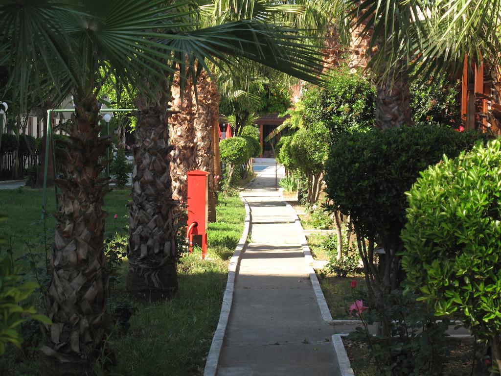 Dream Park Bungalow Titreyengol Extérieur photo